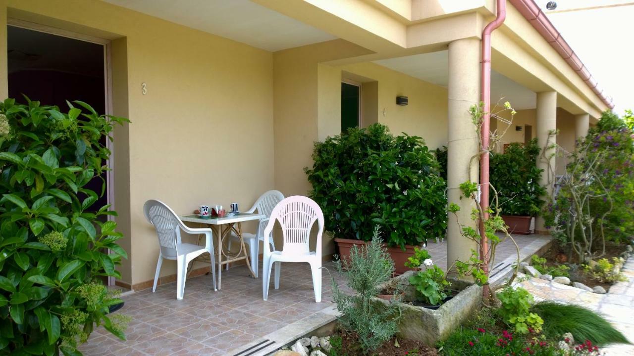 B&B Borgo Minerva Otranto Bagian luar foto